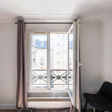Apartment 149 - Urban Cosy Flat In *